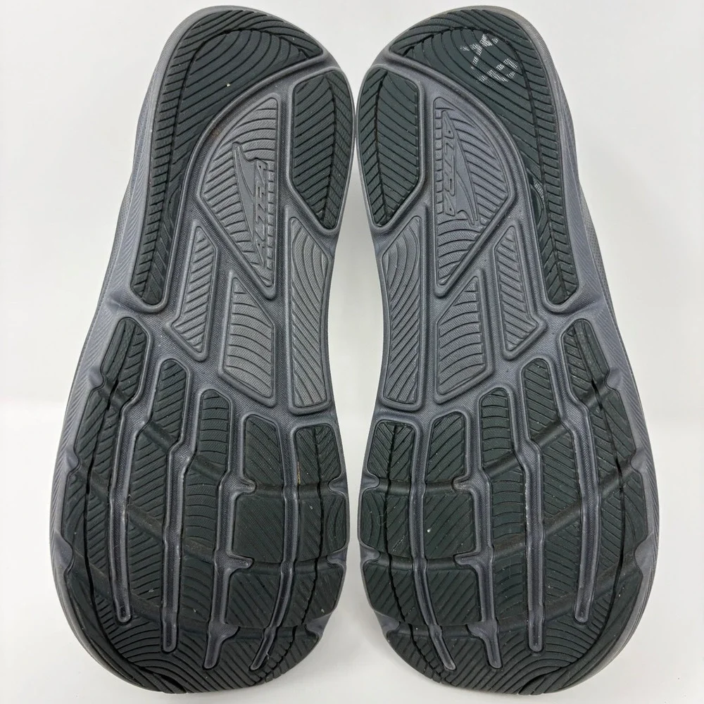 Altra Torin 8 Women's Size 9 Black Grey Athletic Running Shoes WORN ONCE